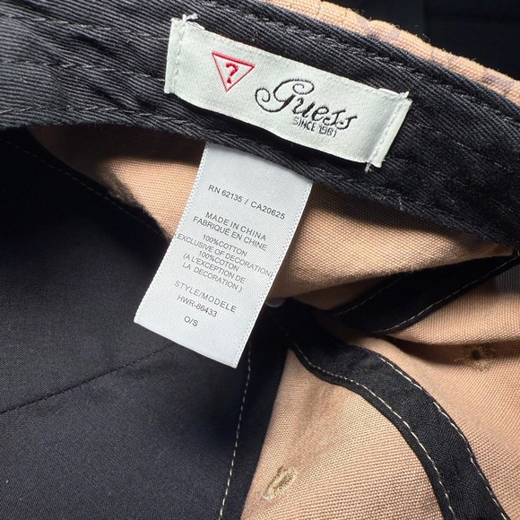 Guess Black and Tan Logo Cap - Picture 6 of 13